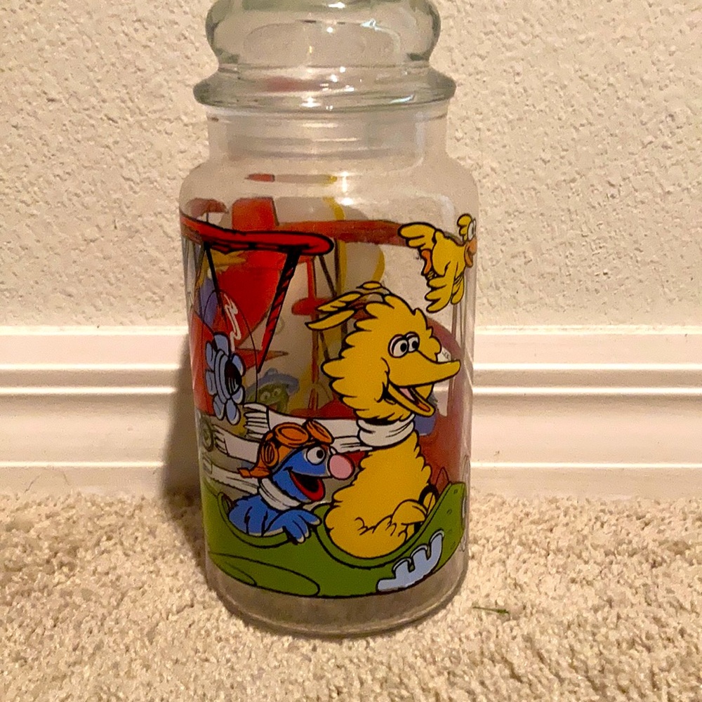 Vintage Sesame Street cast cookie 🍪 Jar with lid muppets inc…